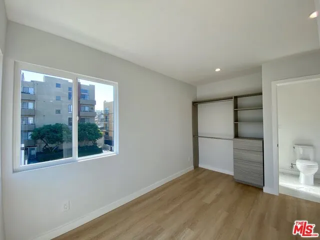 3207 W 3rd Street 7, Los Angeles, California 90020