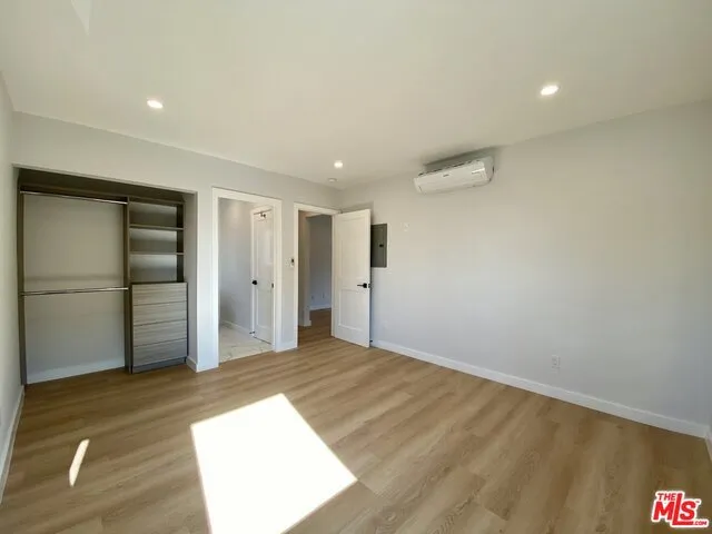 3207 W 3rd Street 7, Los Angeles, California 90020