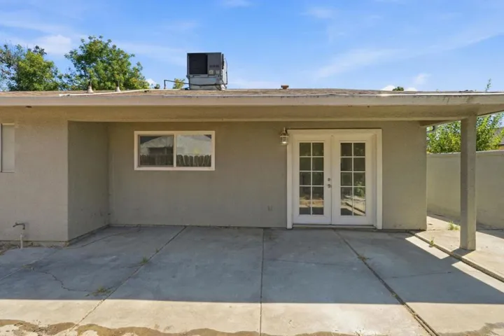 8711 Kelley Drive, Stockton, California 95209