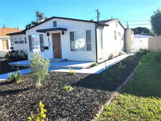 18216 Hartland Street, Reseda, California 91335