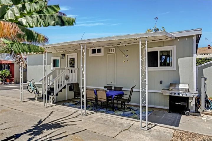 Outside Dining