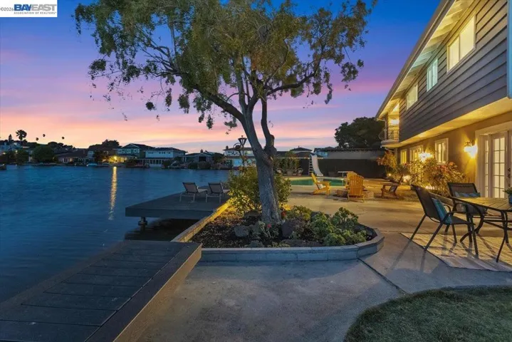 612 Fortress Isle, Alameda, California 94501