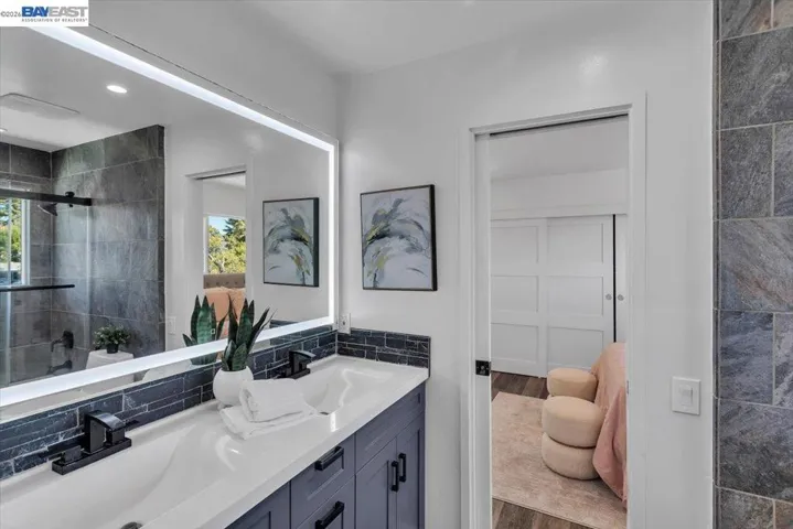 612 Fortress Isle, Alameda, California 94501