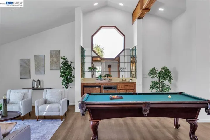 612 Fortress Isle, Alameda, California 94501
