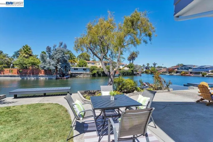 612 Fortress Isle, Alameda, California 94501