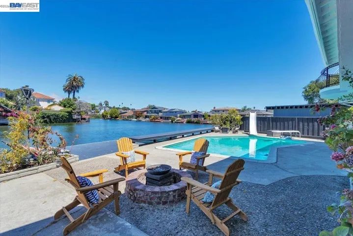 612 Fortress Isle, Alameda, California 94501