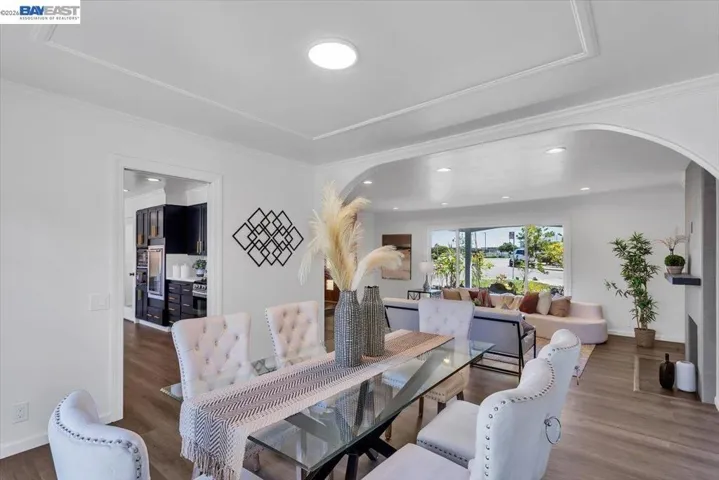 612 Fortress Isle, Alameda, California 94501
