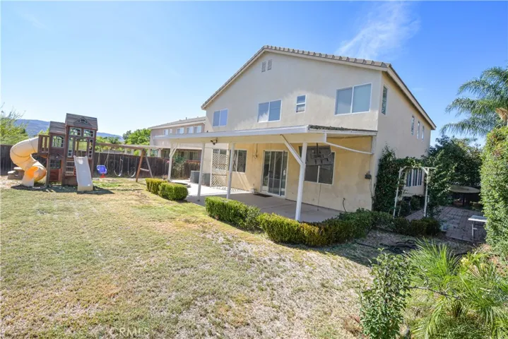 23281 Highland Oaks Court, Wildomar, California 92595