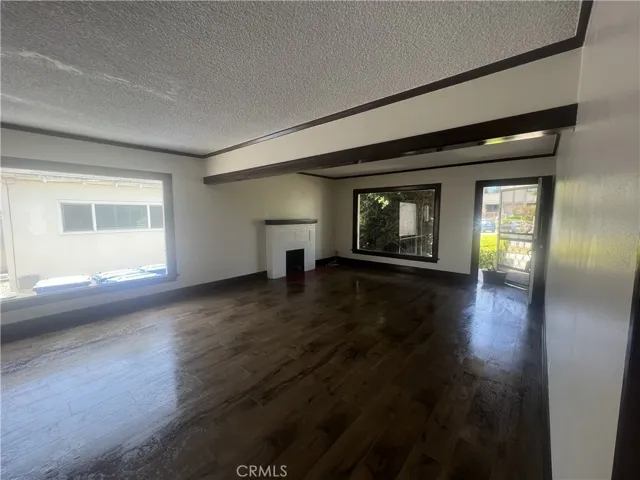 front house livingroom