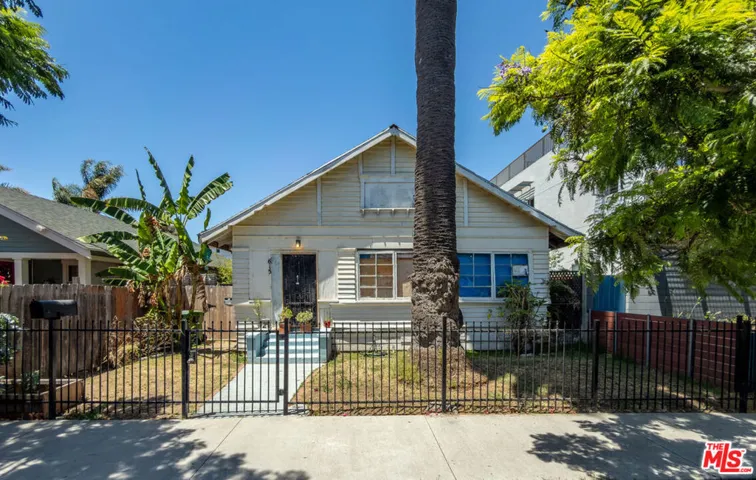 615 San Juan Avenue, Los Angeles, California 90291