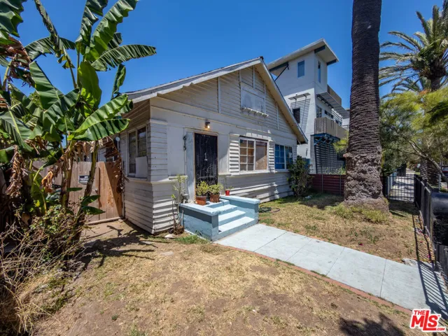 615 San Juan Avenue, Los Angeles, California 90291
