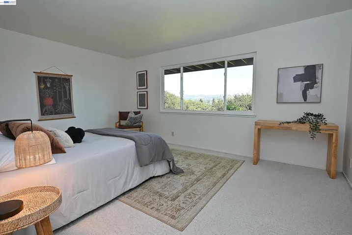 21714 Shadyspring Rd, Castro Valley, California 94546