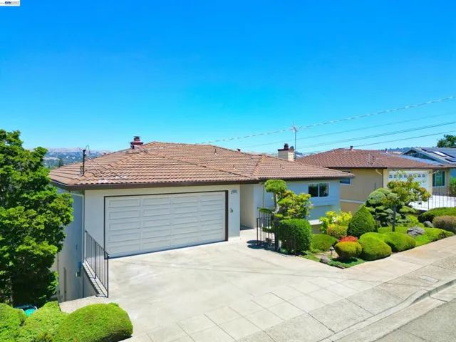 21714 Shadyspring Rd, Castro Valley, California 94546