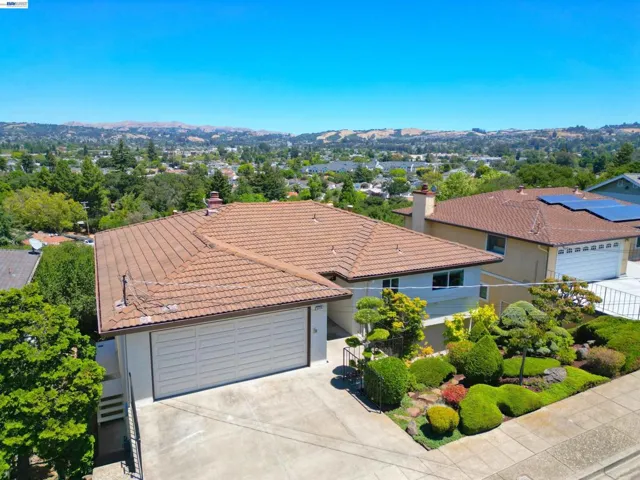 21714 Shadyspring Rd, Castro Valley, California 94546