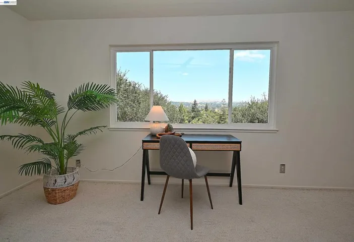 21714 Shadyspring Rd, Castro Valley, California 94546