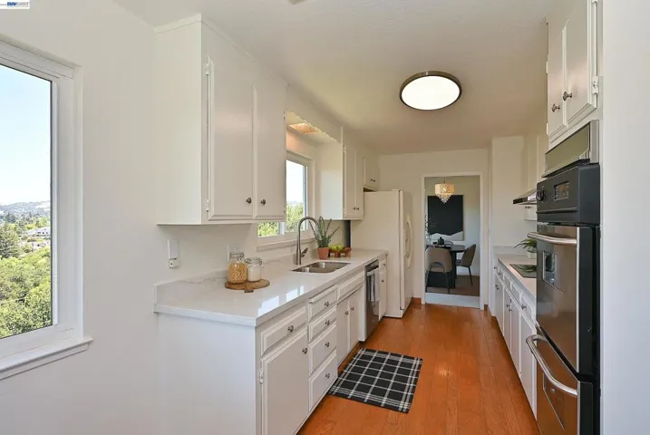 21714 Shadyspring Rd, Castro Valley, California 94546