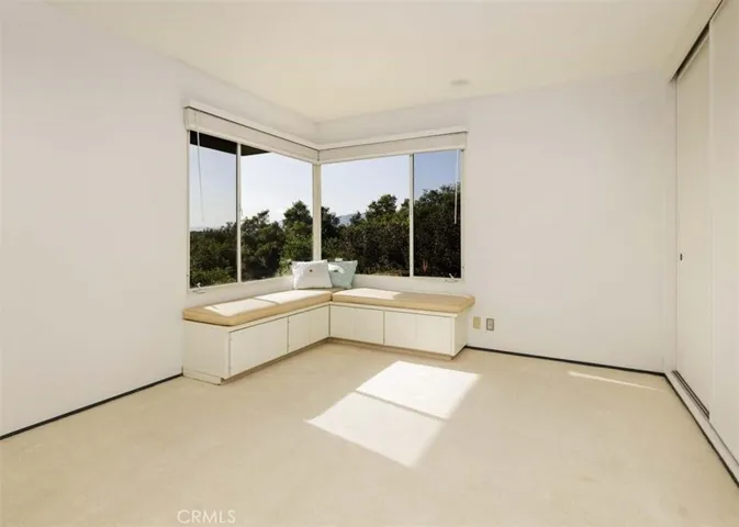 950 Monte Dr, Santa Barbara, California 93110