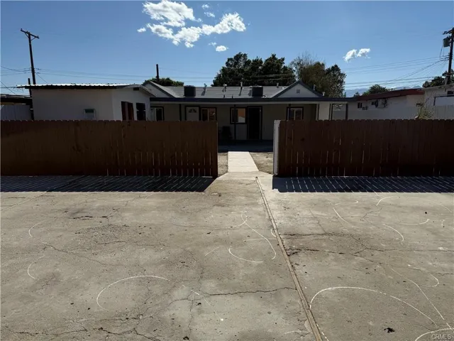 84057 Manila, Indio, California 92201
