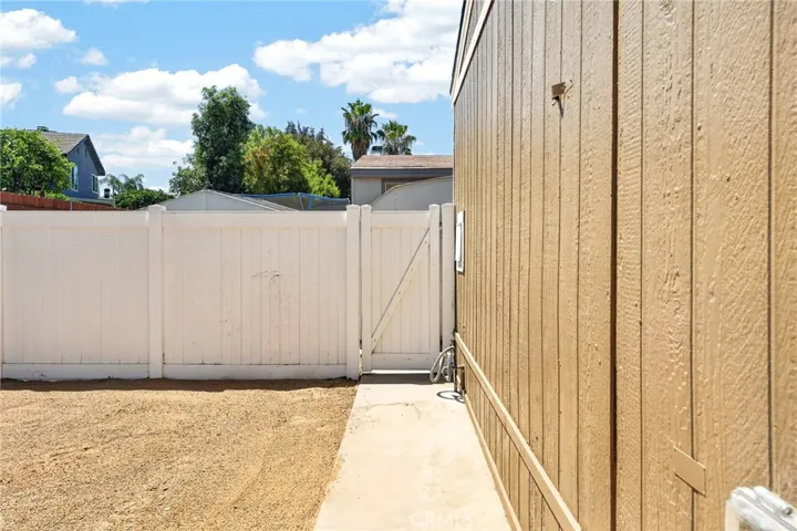 1721 E Colton 21, Redlands, California 92374