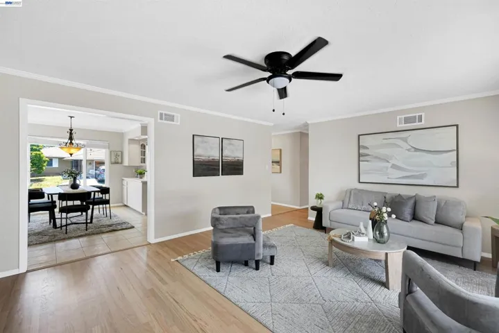 2053 Trafalgar Ave, Hayward, California 94545