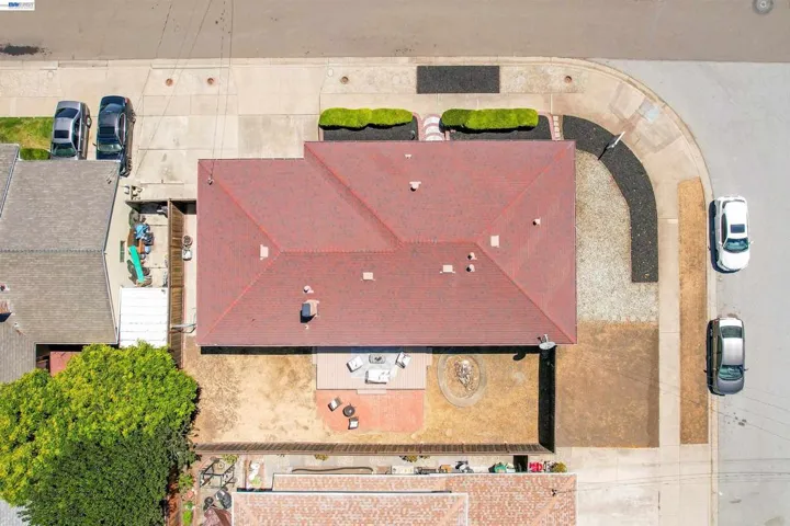 2053 Trafalgar Ave, Hayward, California 94545