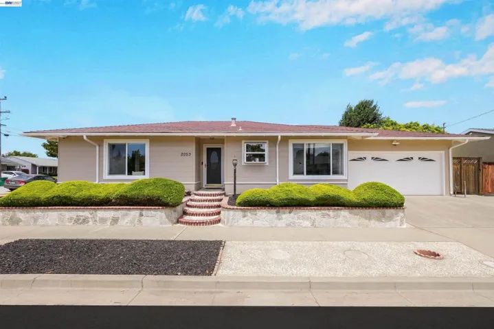 2053 Trafalgar Ave, Hayward, California 94545