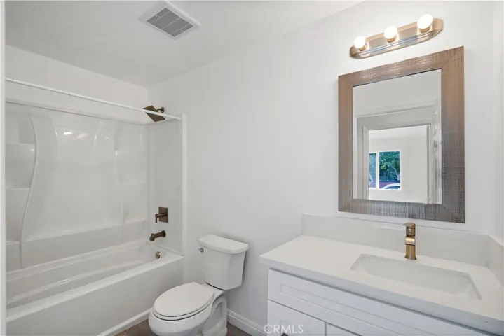 6539 N Bobbyboyar Avenue, West Hills, California 91307
