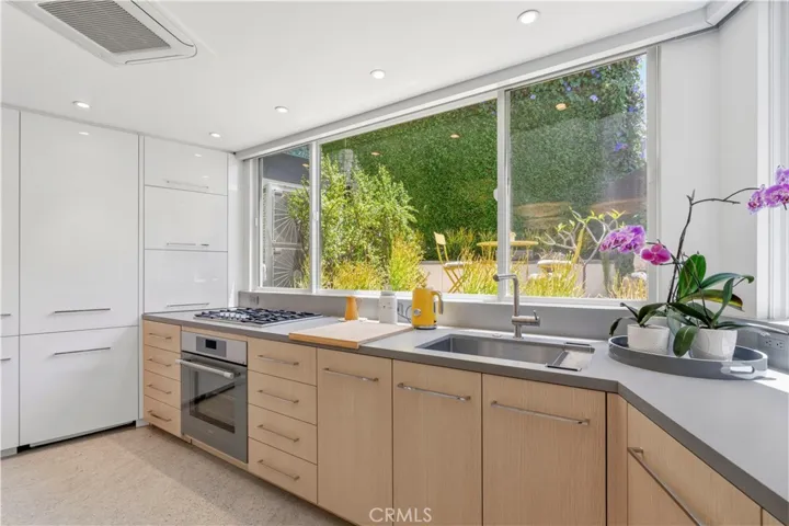 149 Sunset Terrace, Laguna Beach, California 92651