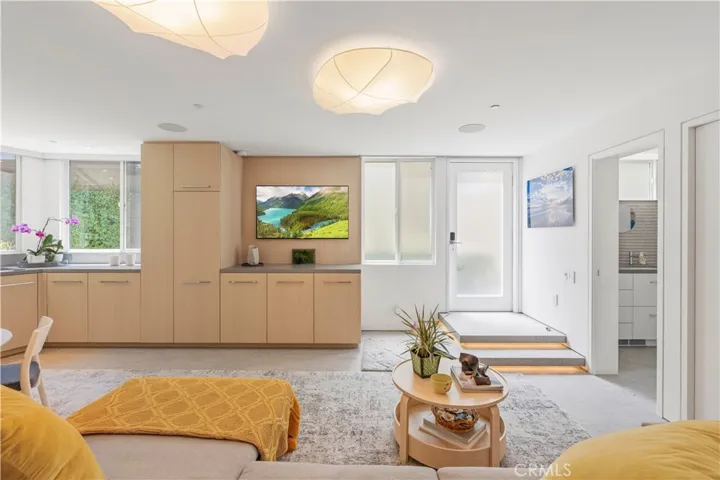 149 Sunset Terrace, Laguna Beach, California 92651