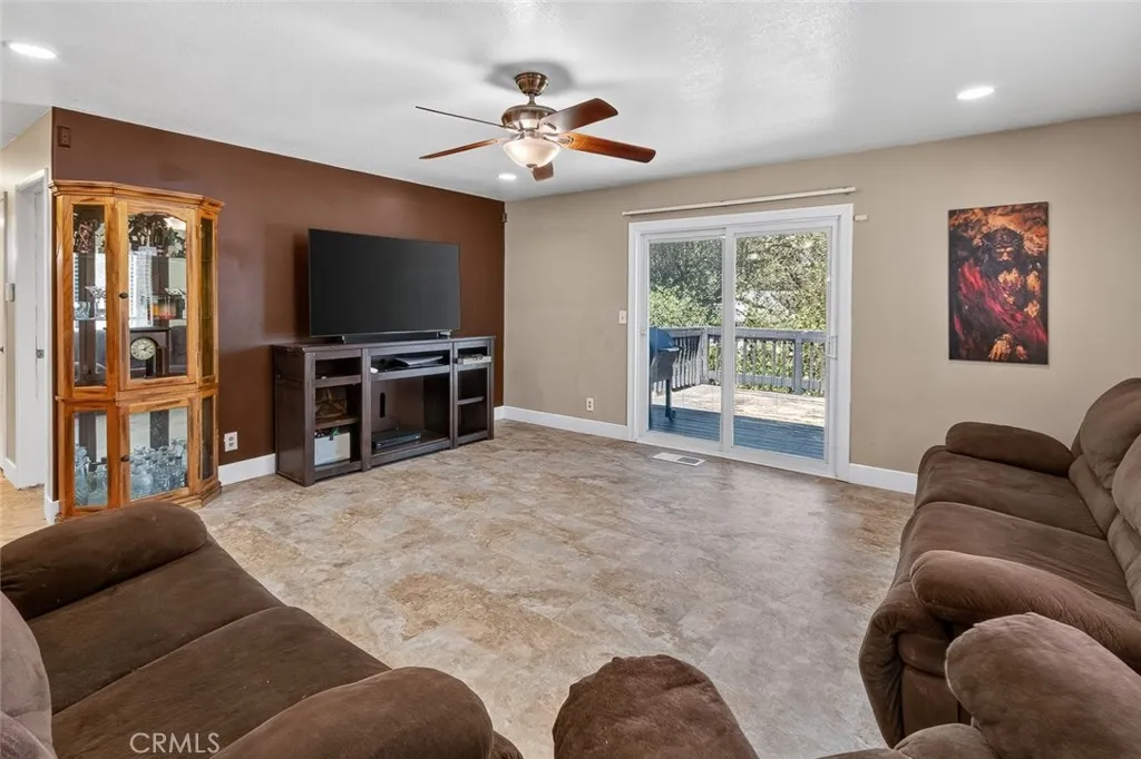 11 Cove Court, Oroville, California 95966 — photo 4