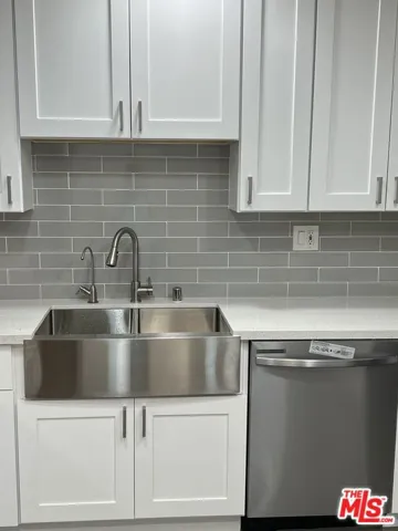 4210 Via Arbolada 304, Los Angeles, California 90042