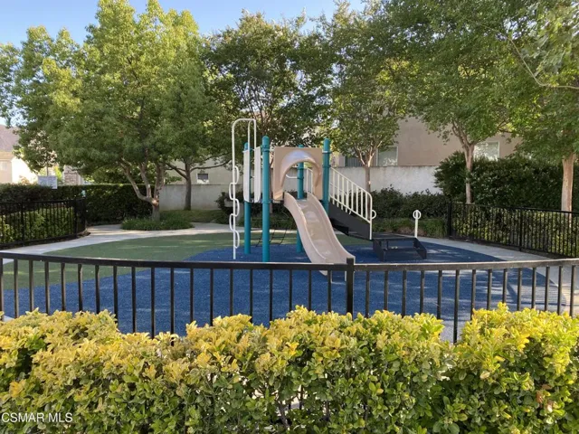 ASSOCIATION PLAY AREA