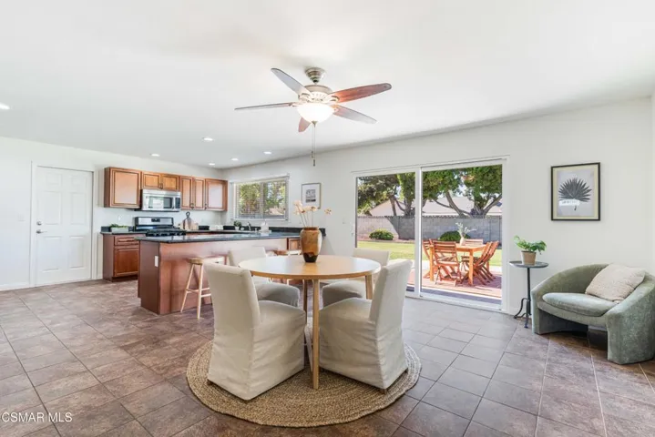 2037 Stanford Dr-5