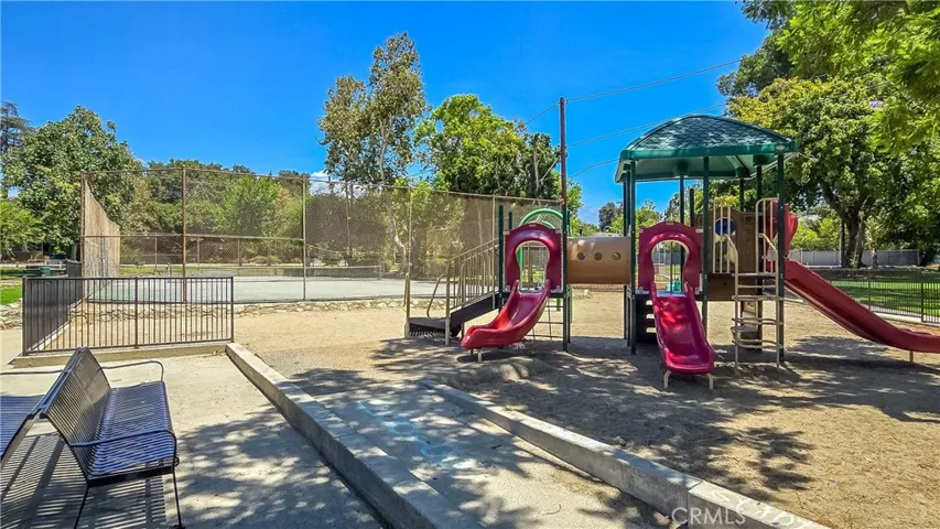 901 N Indian Hill Boulevard, Claremont, California 91711