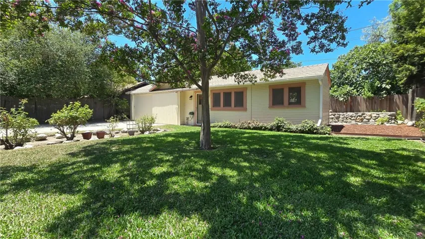 901 N Indian Hill Boulevard, Claremont, California 91711