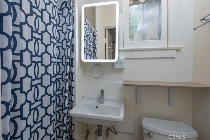 901 N Indian Hill Boulevard, Claremont, California 91711