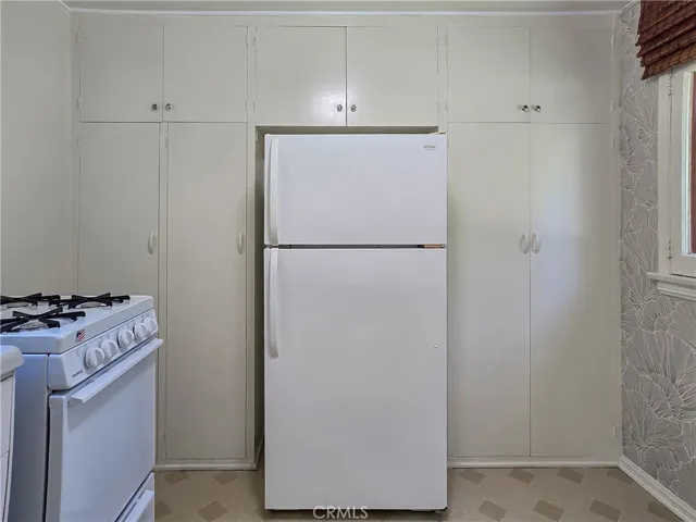 901 N Indian Hill Boulevard, Claremont, California 91711