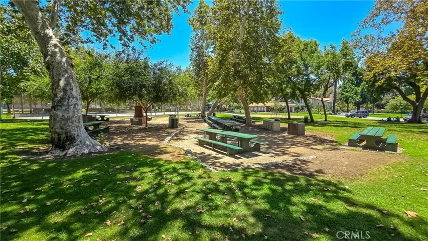 901 N Indian Hill Boulevard, Claremont, California 91711