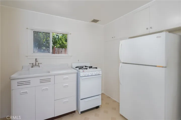 901 N Indian Hill Boulevard, Claremont, California 91711