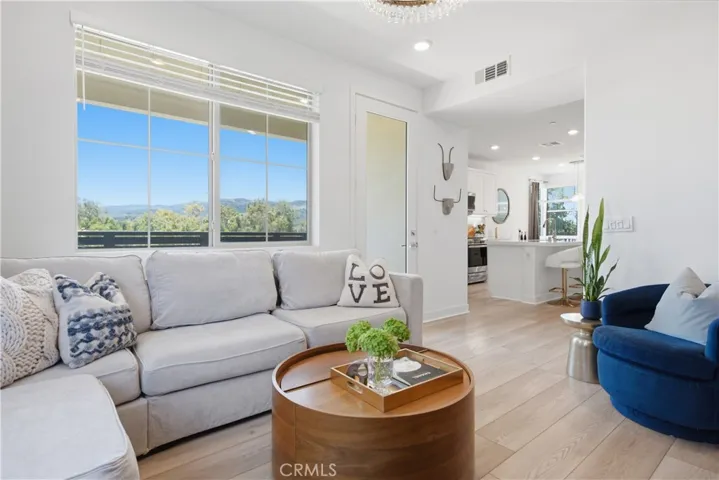 231 Equine Way, Rancho Mission Viejo, California 92694