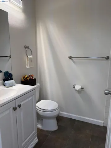 722 Kino Ct 3, Hayward, California 94544