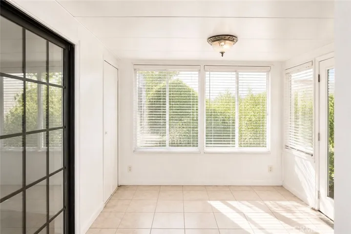 4213 W Roberts, Santa Ana, California 92704
