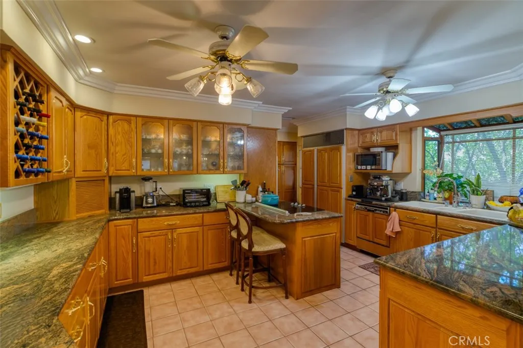 8315 Canterbury Avenue, Sun Valley, California 91352 — photo 5
