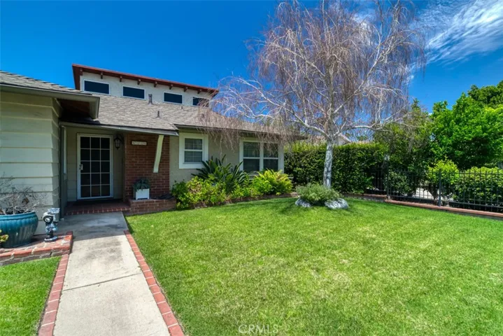 8315 Canterbury Avenue, Sun Valley, California 91352
