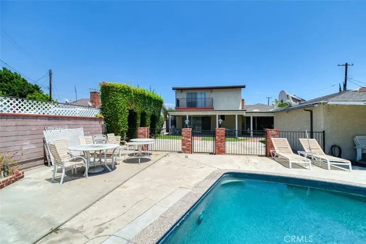 8315 Canterbury Avenue, Sun Valley, California 91352