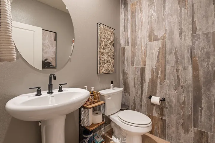 1341 Reliance, Carson, California 90746