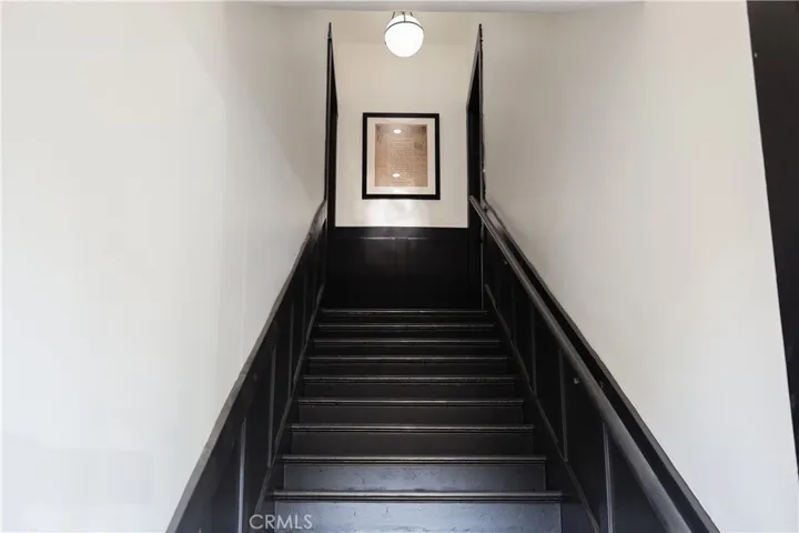 1039 Gladys Ave, Long Beach, California 90804
