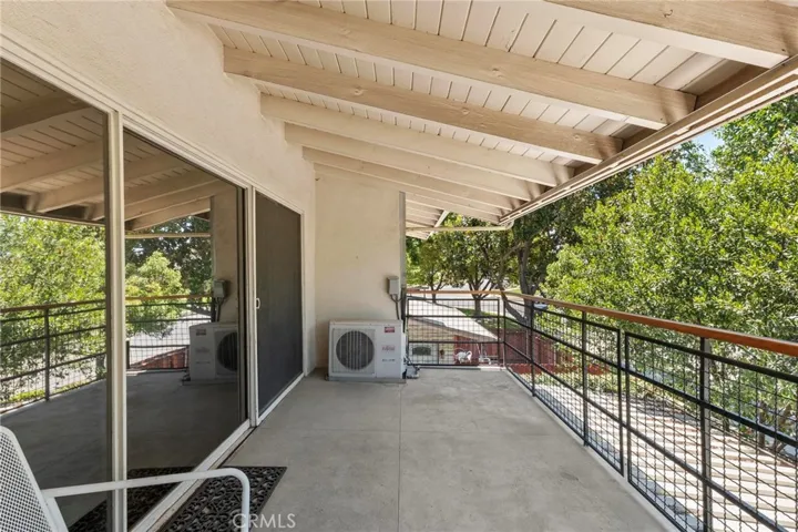 186 N Center, Redlands, California 92373