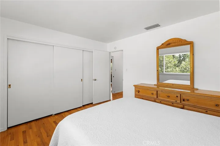 186 N Center, Redlands, California 92373