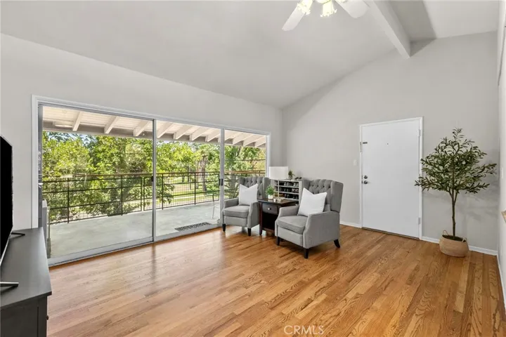 186 N Center, Redlands, California 92373